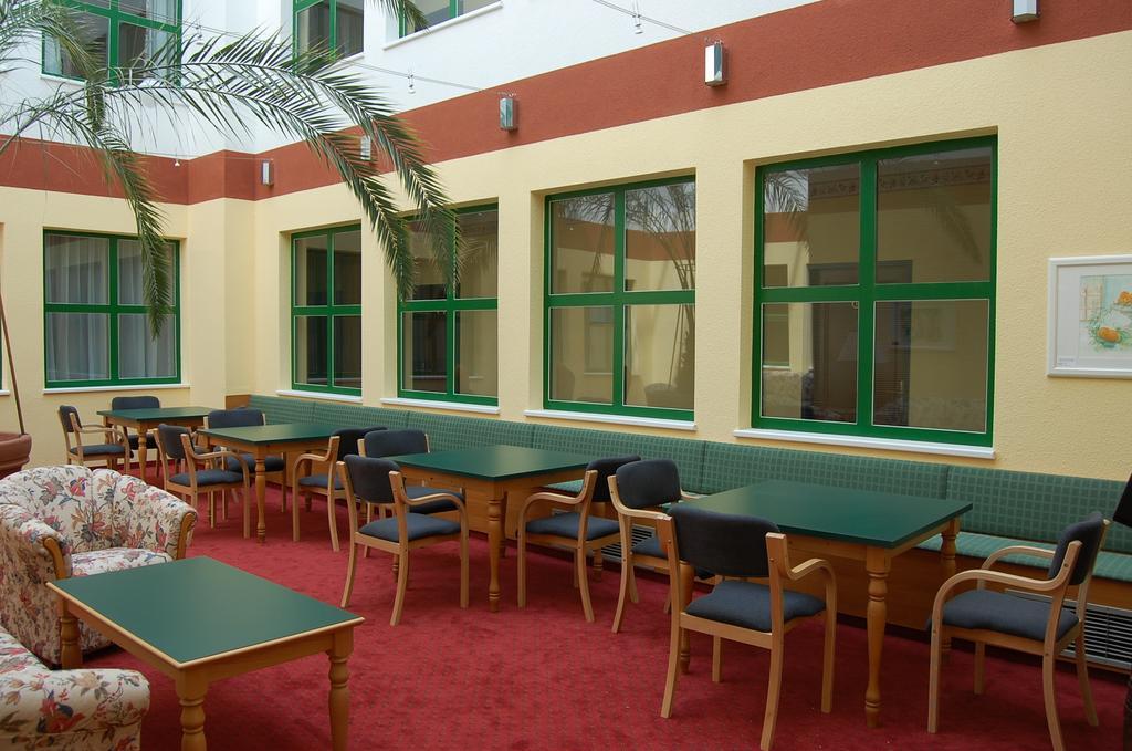 Stadthotel Deutsch Wagram Kültér fotó