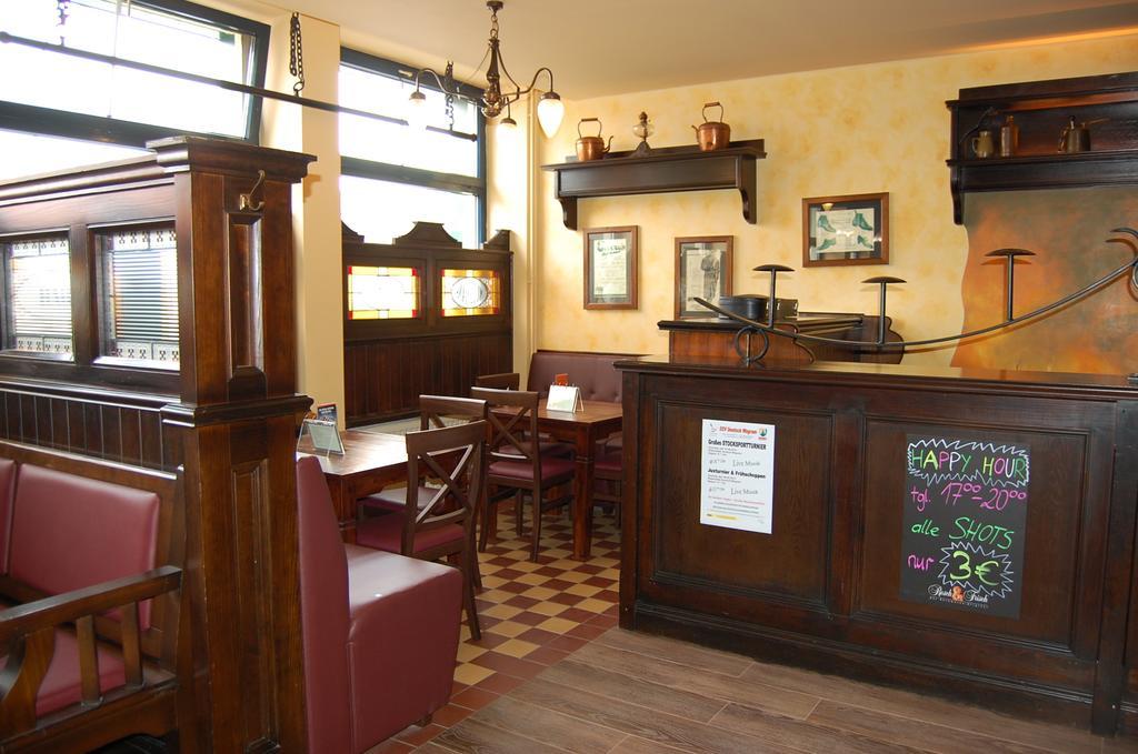 Stadthotel Deutsch Wagram Kültér fotó