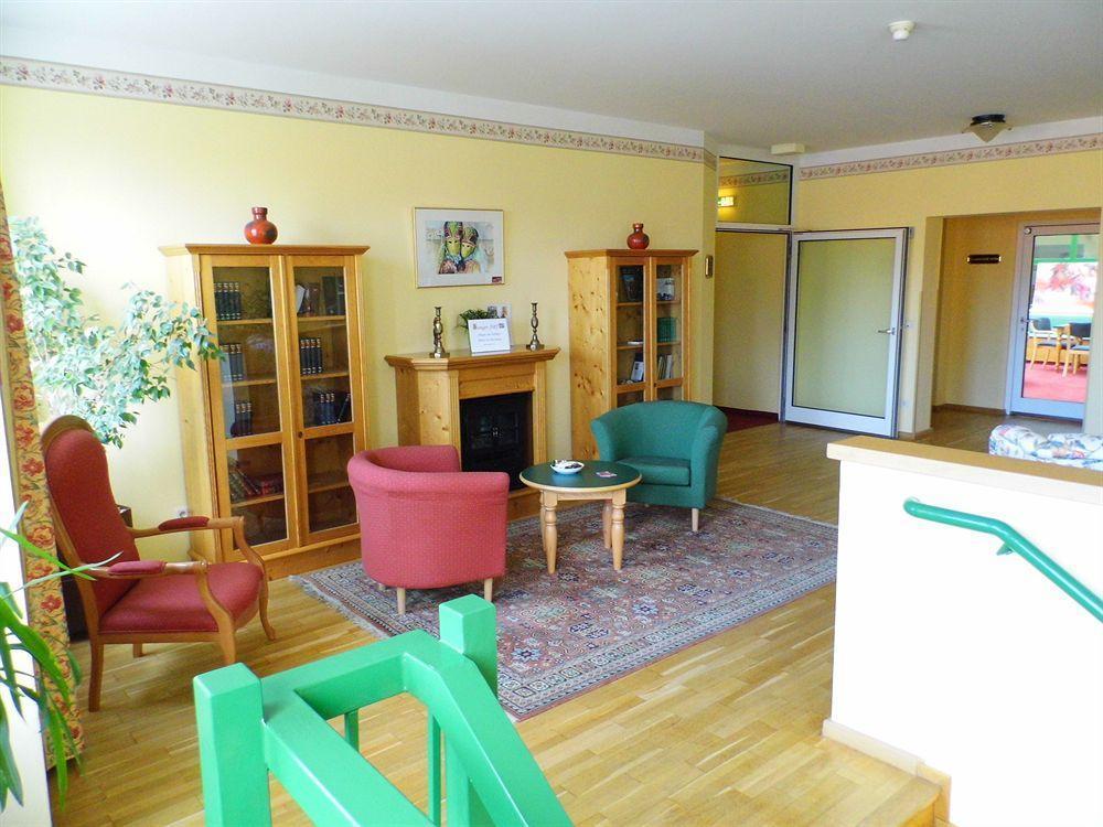 Stadthotel Deutsch Wagram Kültér fotó