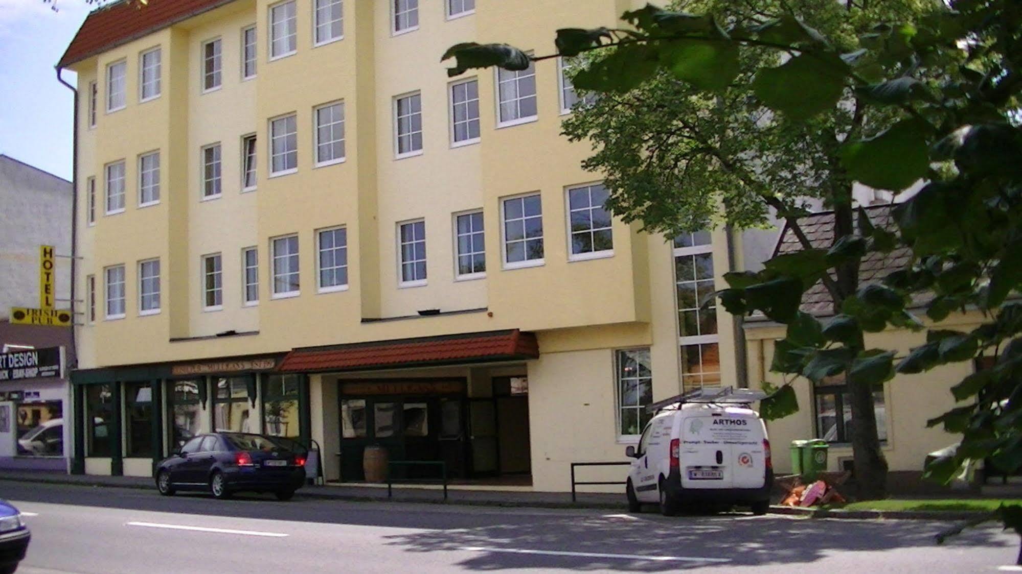 Stadthotel Deutsch Wagram Kültér fotó