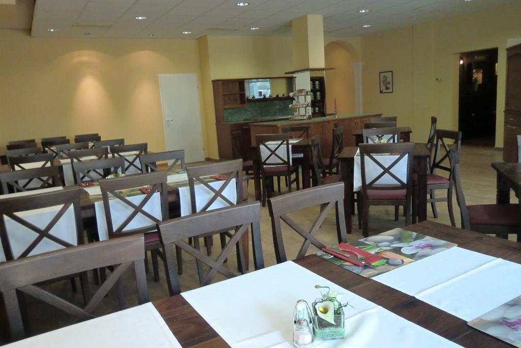 Stadthotel Deutsch Wagram Kültér fotó
